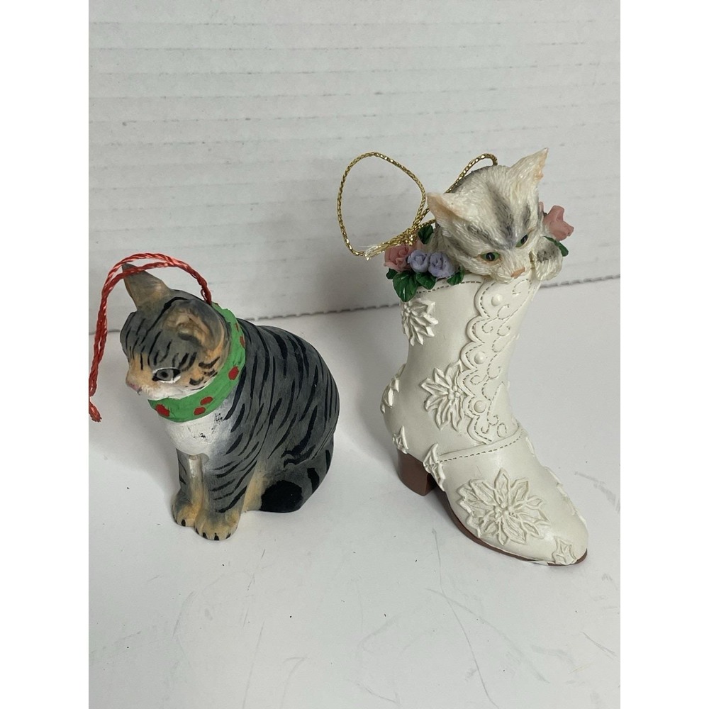 Victorian Cat in Boot And Wood Cat Christmas Ornament Kitten Flowers 4.5" Lot 2